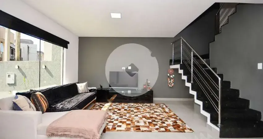 Sobrado com 3 Quartos à venda, 121 m  - Campo Comprido - Curitiba PR
