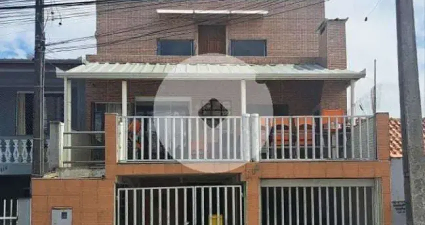Sobrado com 3 dormitórios à venda, 220 m  por R  700.000,00 - Campo Comprido - Curitiba PR