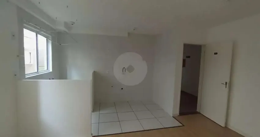 Apartamento térreo à venda no condomínio dallas – 2 quartos – jardim iruama – campo largo