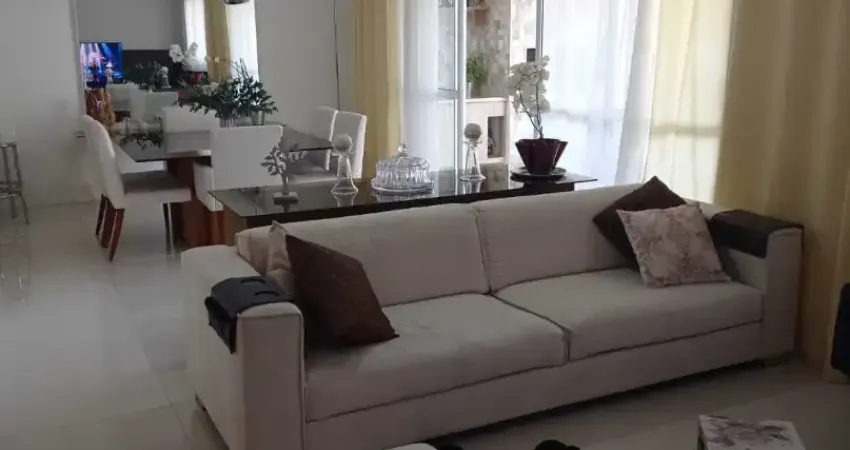 Apto de 123m2 com 03 dormitórios 01 suíte com closet e varanda gourmet