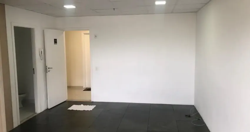 Sala comercial  da constr.  helbor  para escritório ou consultório em frente ao san´s club na av. nações unidas