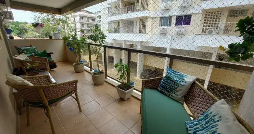 Raridade: 4 quartos, 100m2, 2 vagas de garagem, condomínio com lazer, na freguesia