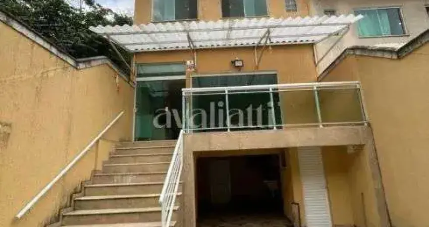 Casa com 3 quartos à venda na Rua Professor Túlio Perlingeiro, 213, Piratininga, Niterói