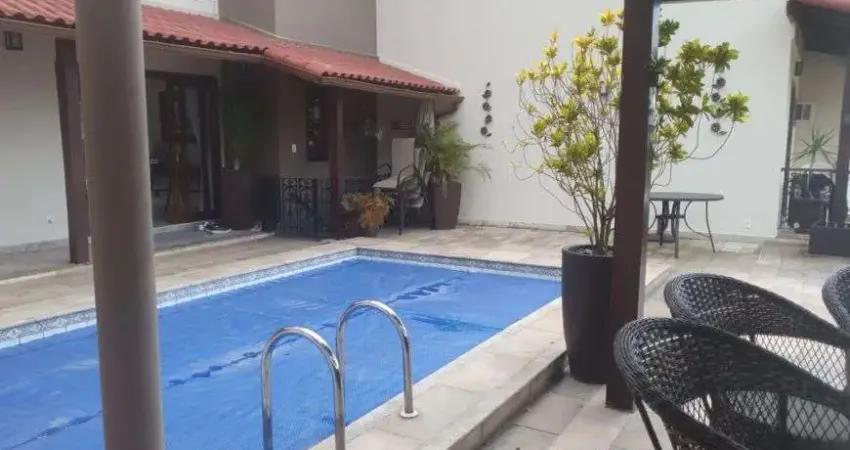 Espetacular casa: 5 quartos, 4 suites, piscina, churrasqueira, no condominio terral, freguesia!