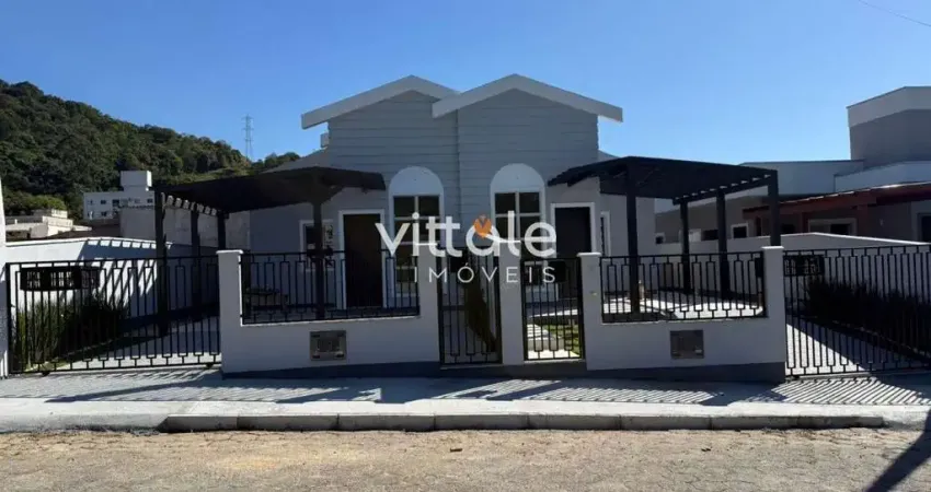 Casa com 3 quartos à venda em Fundos, Biguaçu