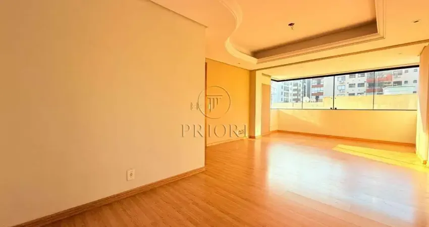 Apartamento com 3 quartos à venda na Rua Eça de Queiroz, 819, Petrópolis, Porto Alegre