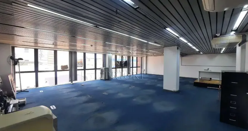 Sala comercial com 7 salas para alugar na Rua Sete de Setembro, 745, Centro Histórico, Porto Alegre