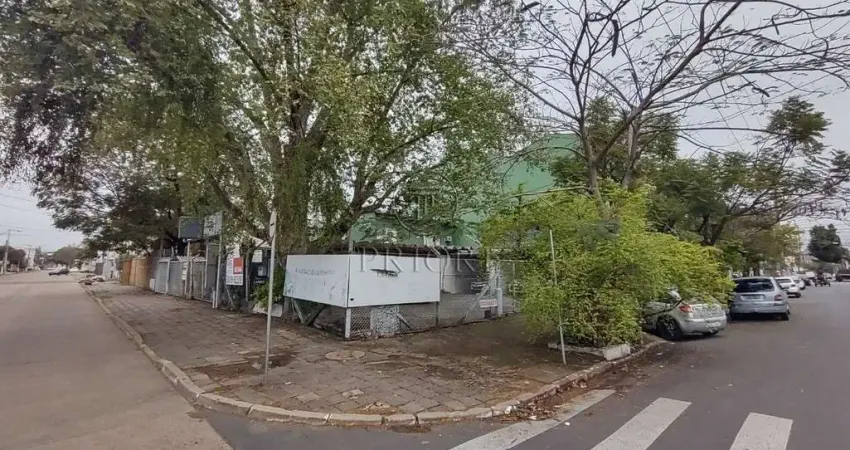 Terreno à venda na Avenida Cairu, 925, Navegantes, Porto Alegre