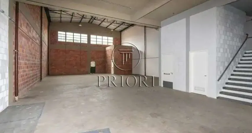 Barracão / Galpão / Depósito com 3 salas para alugar na Rua Ângelo Dourado, 184, Anchieta, Porto Alegre