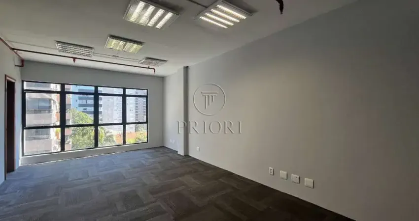 Sala comercial para alugar na Avenida Carlos Gomes, 1859, Petrópolis, Porto Alegre