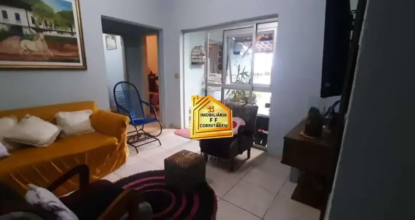 Casa com 3 quartos à venda na Floresta, Belo Horizonte