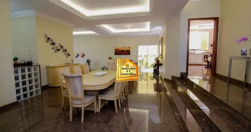 Casa com 5 quartos à venda no Fernão Dias, Belo Horizonte 