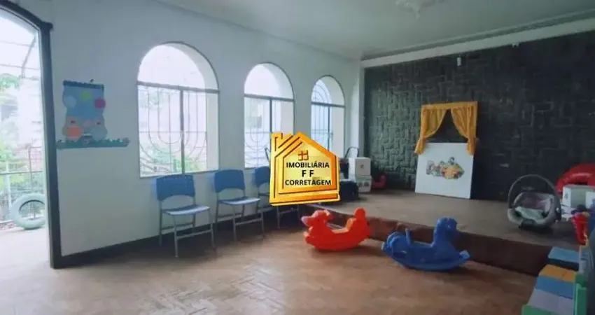 Casa com 4 quartos para alugar no São Pedro, Belo Horizonte 