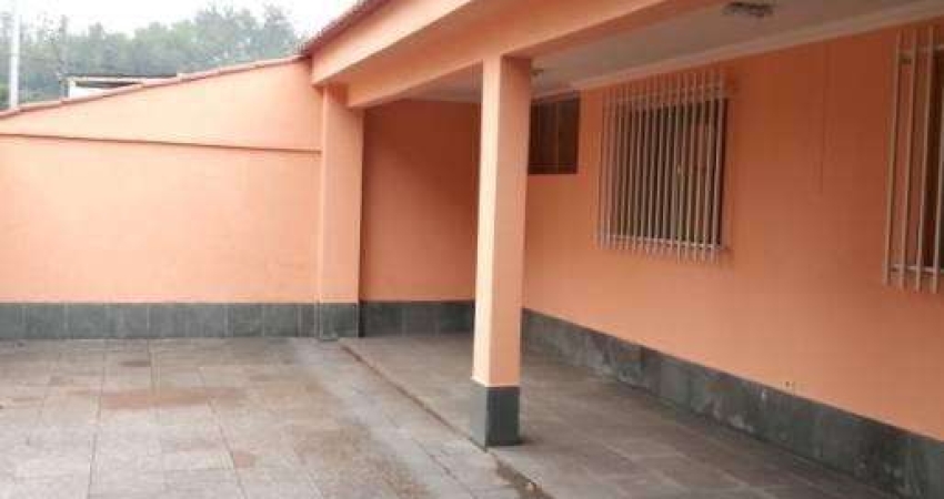 Casa à venda em Ipatinga, Bom Retiro, com 3 quartos, 200m²