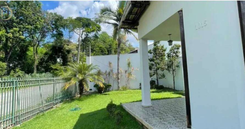 Casa à venda em Ipatinga, Castelo, com 3 quartos, 270m²