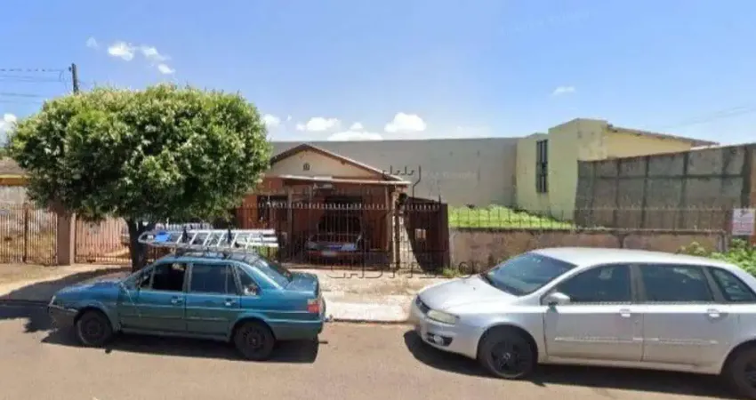 Casa com 5 dormitórios à venda, 219 m² por R$ 330.000,00 - Yara - Londrina/PR