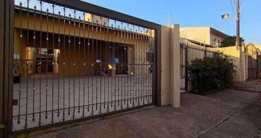Casa com 3 dormitórios para alugar, 160 m² por R$ 2.750,00/mês - Santa Mônica - Londrina/PR