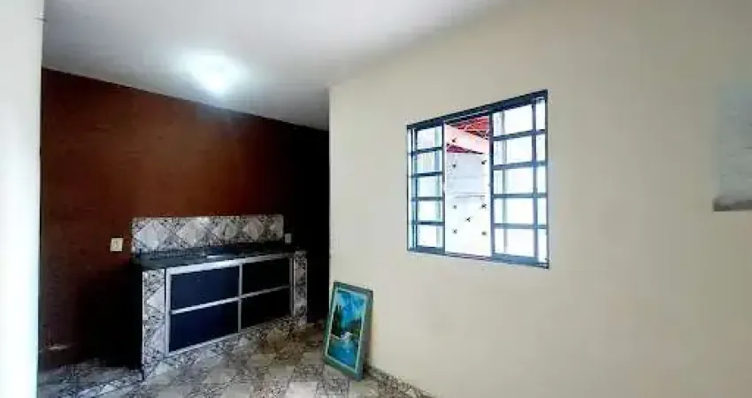 Casa com 2 dormitórios à venda, 135 m² por R$ 260.000,00 - Conjunto Habitacional Saltinho - Londrina/PR