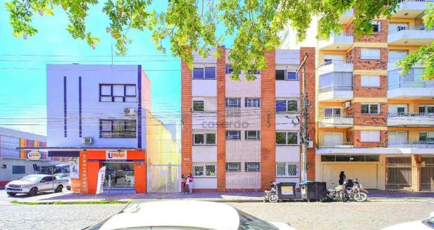 Apartamento com 3 quartos para alugar no Centro, Pelotas