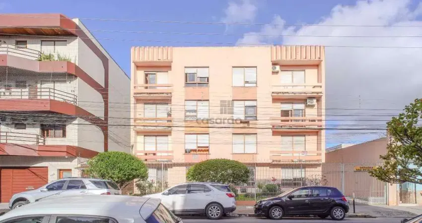 Apartamento com 3 quartos para alugar no Centro, Pelotas 