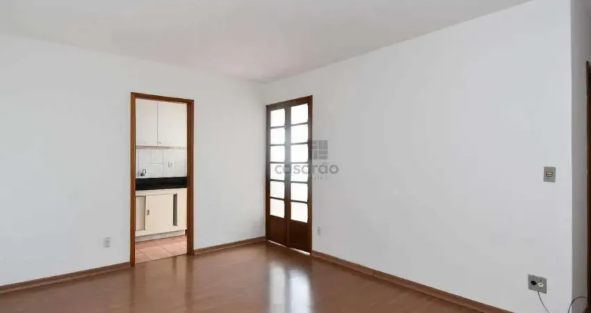 Apartamento com 2 quartos para alugar no Centro, Pelotas 