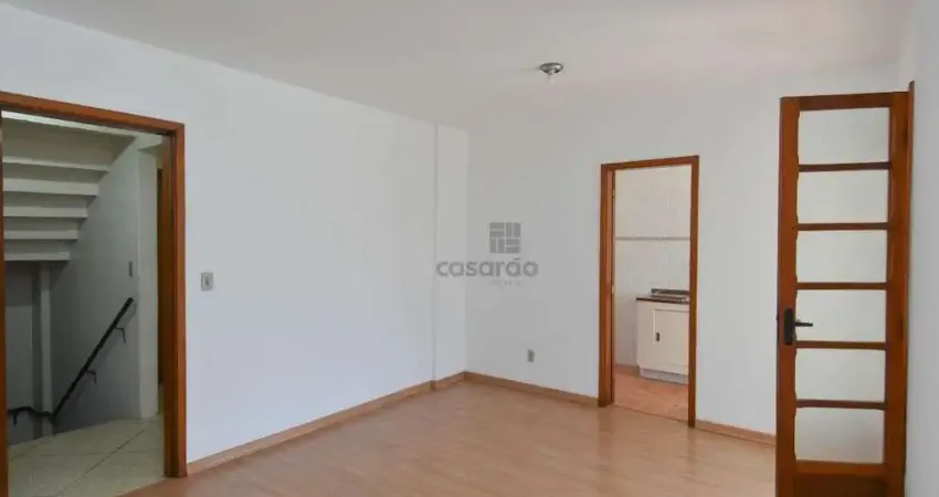 Apartamento com 2 quartos para alugar no Centro, Pelotas 