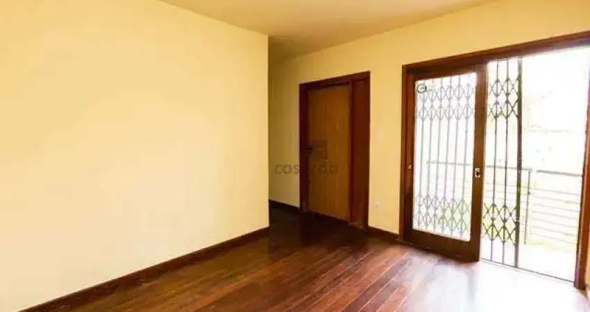 Apartamento com 3 quartos para alugar no Centro, Pelotas 