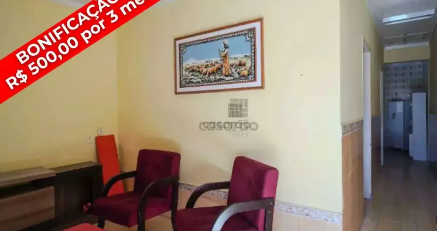 Casa com 2 quartos para alugar no Centro, Pelotas