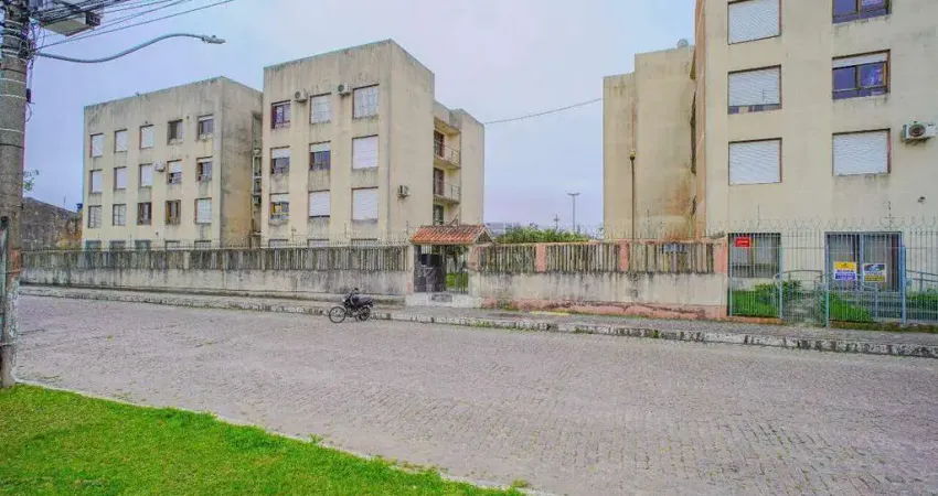 Apartamento com 3 quartos para alugar no Centro, Pelotas 