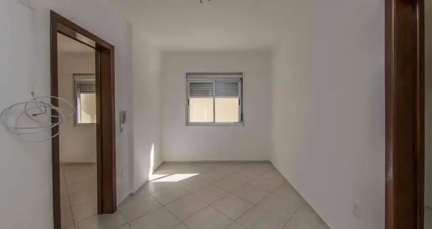 Apartamento com 1 quarto para alugar no Centro, Pelotas 
