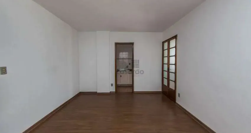 Apartamento com 2 quartos para alugar no Centro, Pelotas 