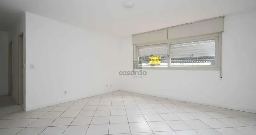 Apartamento com 2 quartos para alugar no Três Vendas, Pelotas 