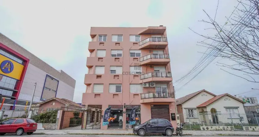 Apartamento com 3 quartos para alugar no Centro, Pelotas
