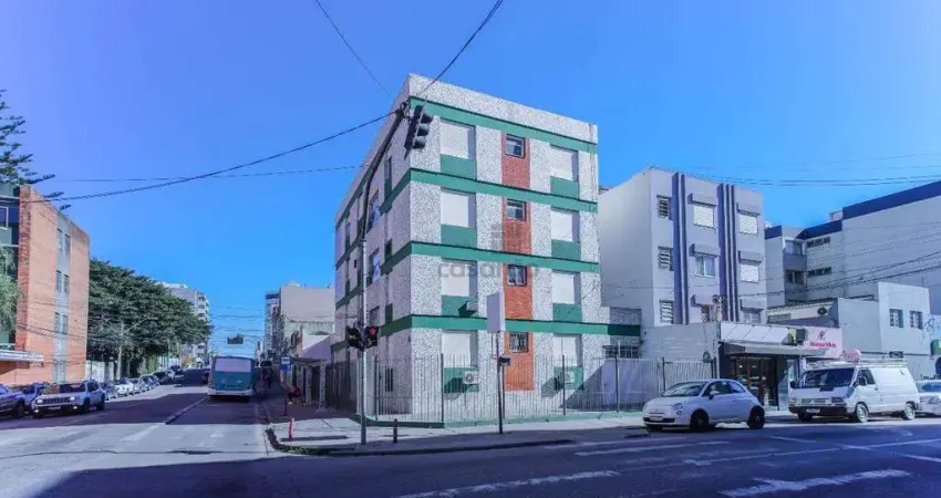 Apartamento com 3 quartos para alugar no Centro, Pelotas