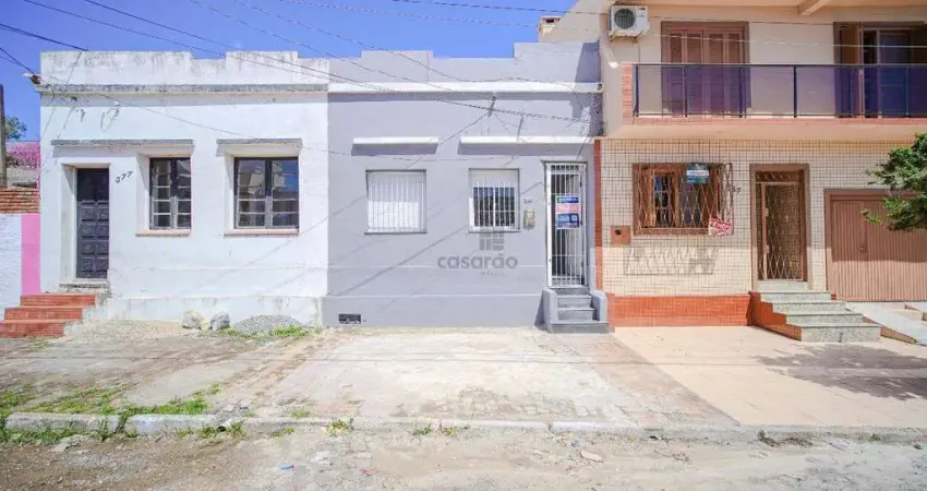 Casa com 2 quartos para alugar no Centro, Pelotas 