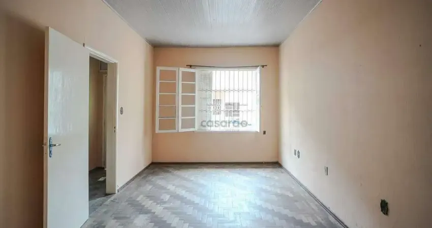 Casa com 2 quartos para alugar no Centro, Pelotas 