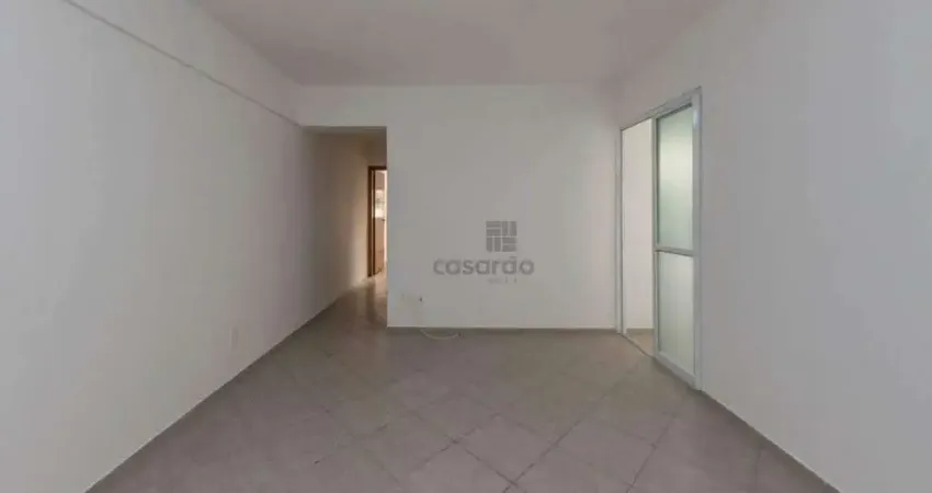 Apartamento com 2 quartos para alugar no Centro, Pelotas 