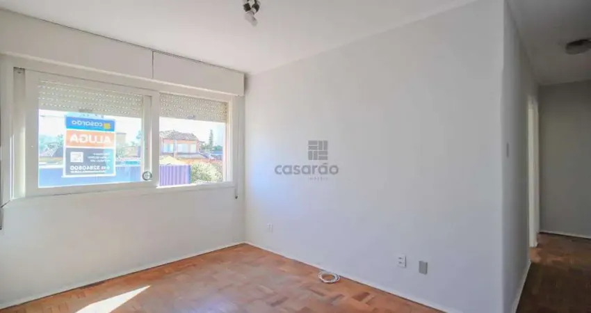 Apartamento com 3 quartos para alugar no Centro, Pelotas 