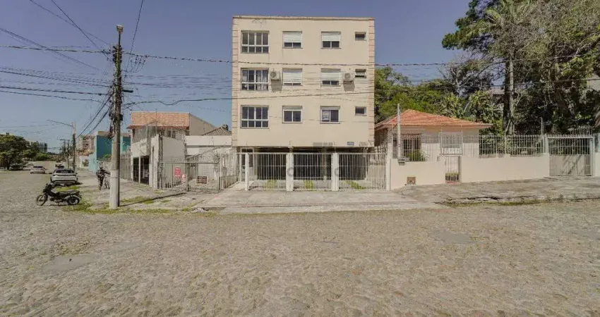 Apartamento com 3 quartos para alugar no Centro, Pelotas 