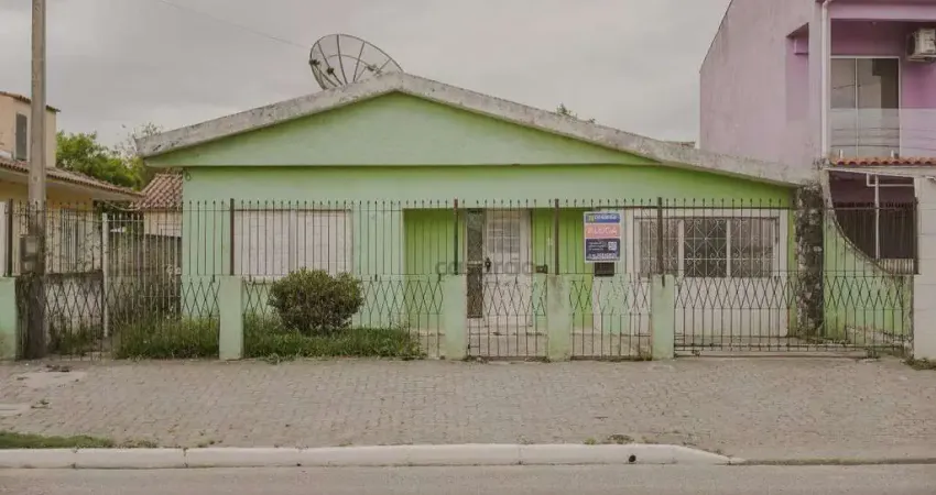 Casa com 3 quartos para alugar no Três Vendas, Pelotas 