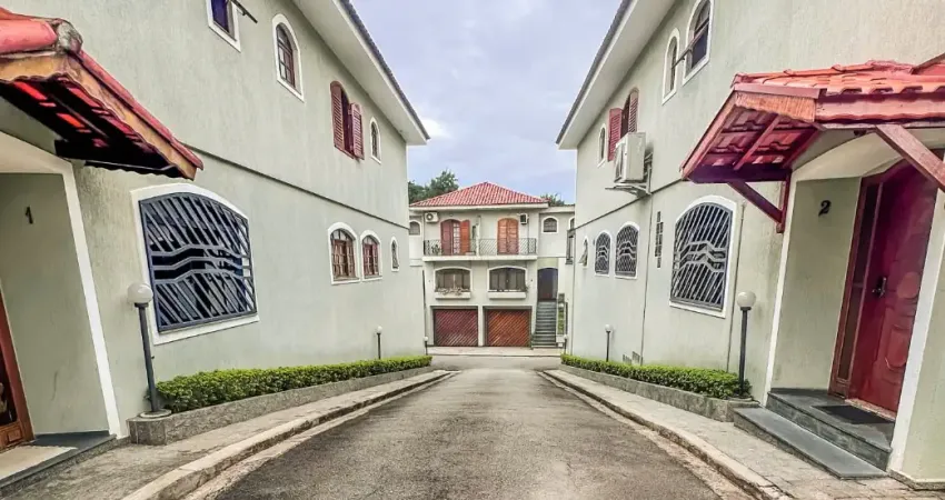 Sobrado isolado em condomínio seguro - próximo augusto tolle