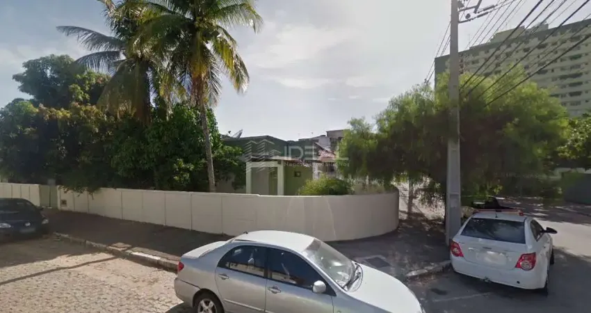 Casa com 3 quartos à venda na Rua Gumercindo de Freitas, 58, Parque São Caetano, Campos dos Goytacazes