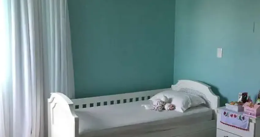 Casa em condomínio fechado com 4 quartos à venda na Rodovia José Lizandro Albernaz Gomes, 52, Vila da Rainha, Campos dos Goytacazes