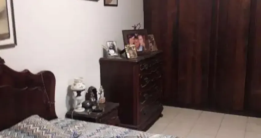 Casa com 4 quartos à venda na Rua Tenente-Coronel Cardoso, 89, Parque Califórnia, Campos dos Goytacazes