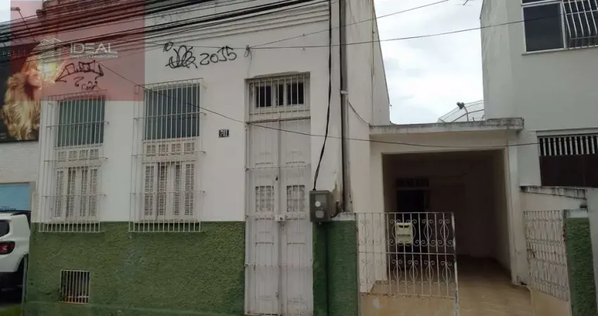 Casa com 4 quartos à venda na Rua Carlos Lacerda, 311, Centro, Campos dos Goytacazes