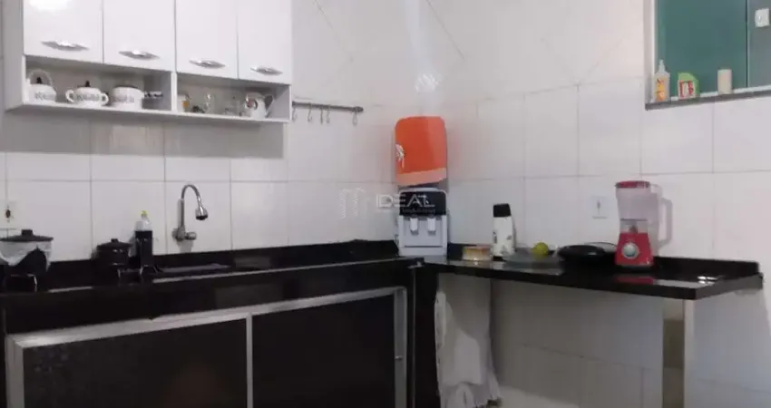 Casa com 3 quartos à venda na Rua José de Souza Neto, 55, Parque do Prado, Campos dos Goytacazes