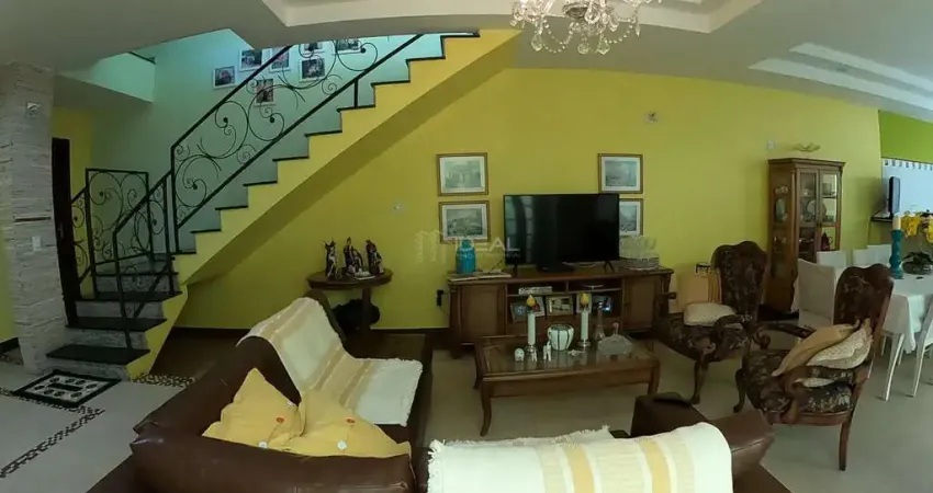 Casa com 4 quartos à venda na Rua Marechal Deodoro, 216, Centro, Campos dos Goytacazes