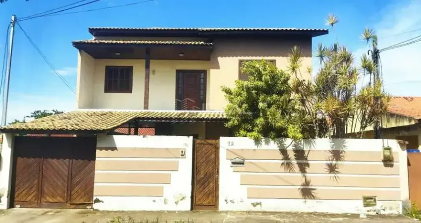Casa à venda na Rua Doutor Arnaldo Rosa Viana, 32, Parque Jóquei Club, Campos dos Goytacazes