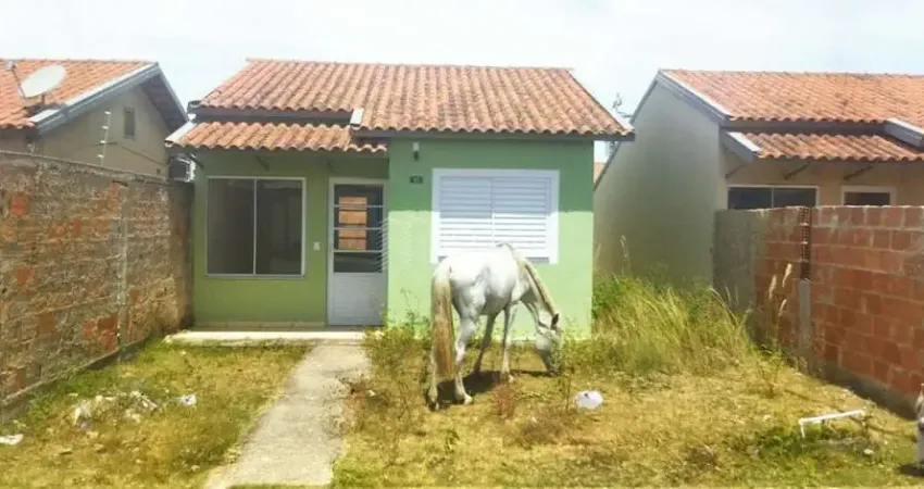 Casa à venda na Rua Duarte Fernandes, 87, Donana, Campos dos Goytacazes