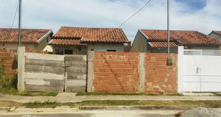 Casa à venda na Rua José Antônio Pinto Salles, 03, Donana, Campos dos Goytacazes